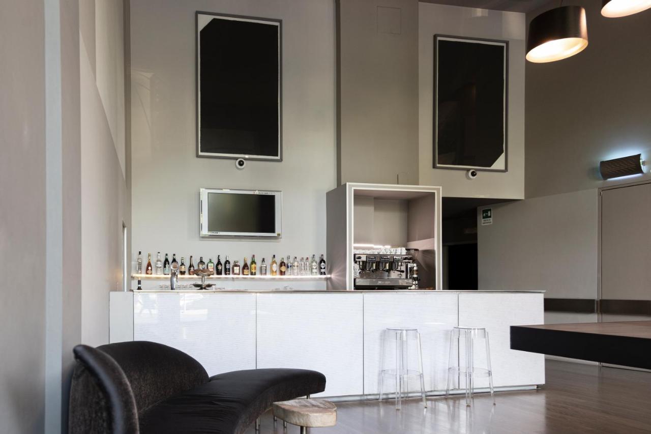 Hotel Art Olympic 4*
